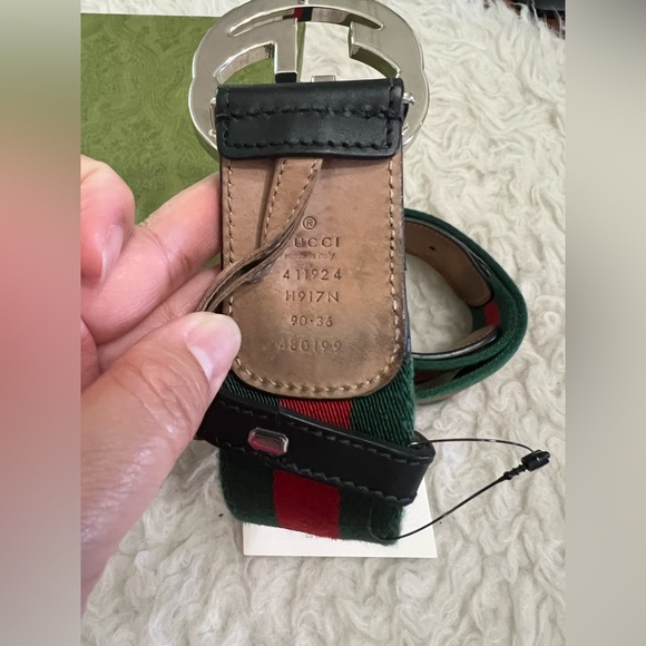 Gucci Green & Red Web Stripe Belt with Black Leather and Silver GG Buckle - Picture 3 of 9